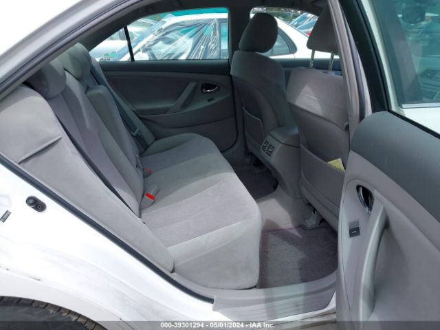 Photo 7 VIN: 4T1BB3EK6AU120440 - TOYOTA CAMRY HYBRID 