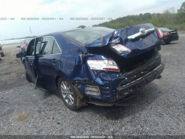 Photo 2 VIN: 4T1BB3EK6BU132590 - TOYOTA CAMRY HYBRID 