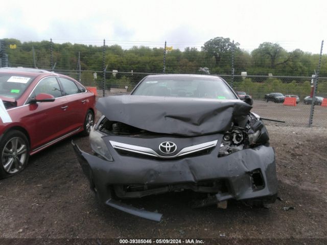 Photo 5 VIN: 4T1BB3EK6BU138647 - TOYOTA CAMRY 