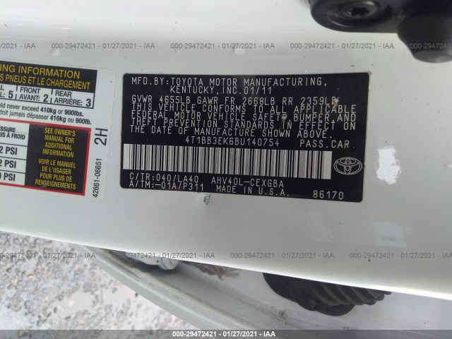 Photo 8 VIN: 4T1BB3EK6BU140754 - TOYOTA CAMRY HYBRID 