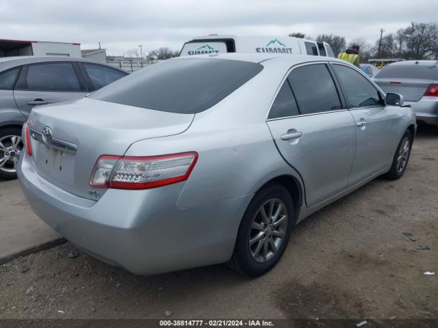 Photo 3 VIN: 4T1BB3EK7BU133280 - TOYOTA CAMRY HYBRID 