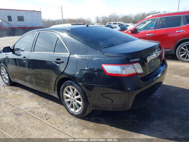 Photo 2 VIN: 4T1BB3EK8BU131165 - TOYOTA CAMRY HYBRID 