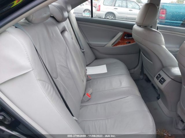 Photo 7 VIN: 4T1BB3EK8BU138147 - TOYOTA CAMRY HYBRID 