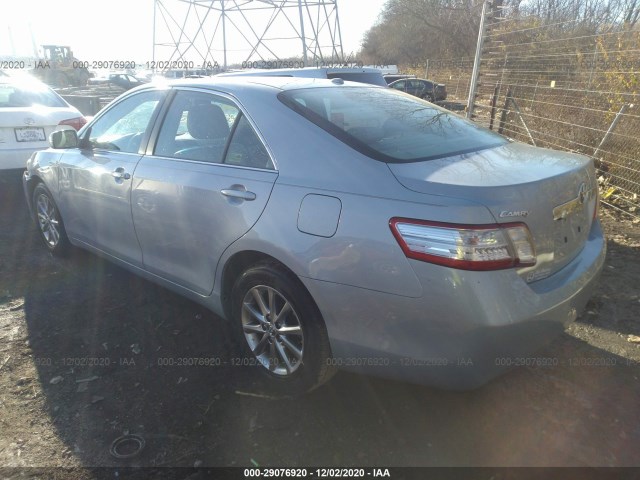 Photo 2 VIN: 4T1BB3EKXBU131863 - TOYOTA CAMRY HYBRID 