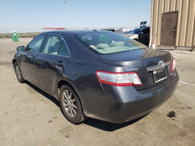 Photo 2 VIN: 4T1BB3EKXBU133340 - TOYOTA CAMRY HYBR 