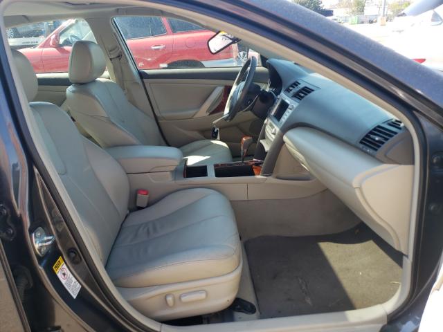 Photo 4 VIN: 4T1BB3EKXBU133340 - TOYOTA CAMRY HYBR 