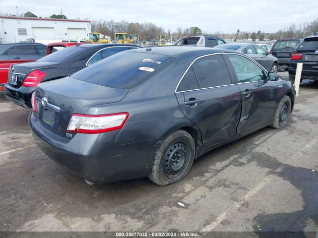 Photo 3 VIN: 4T1BB3EKXBU136562 - TOYOTA CAMRY HYBRID 