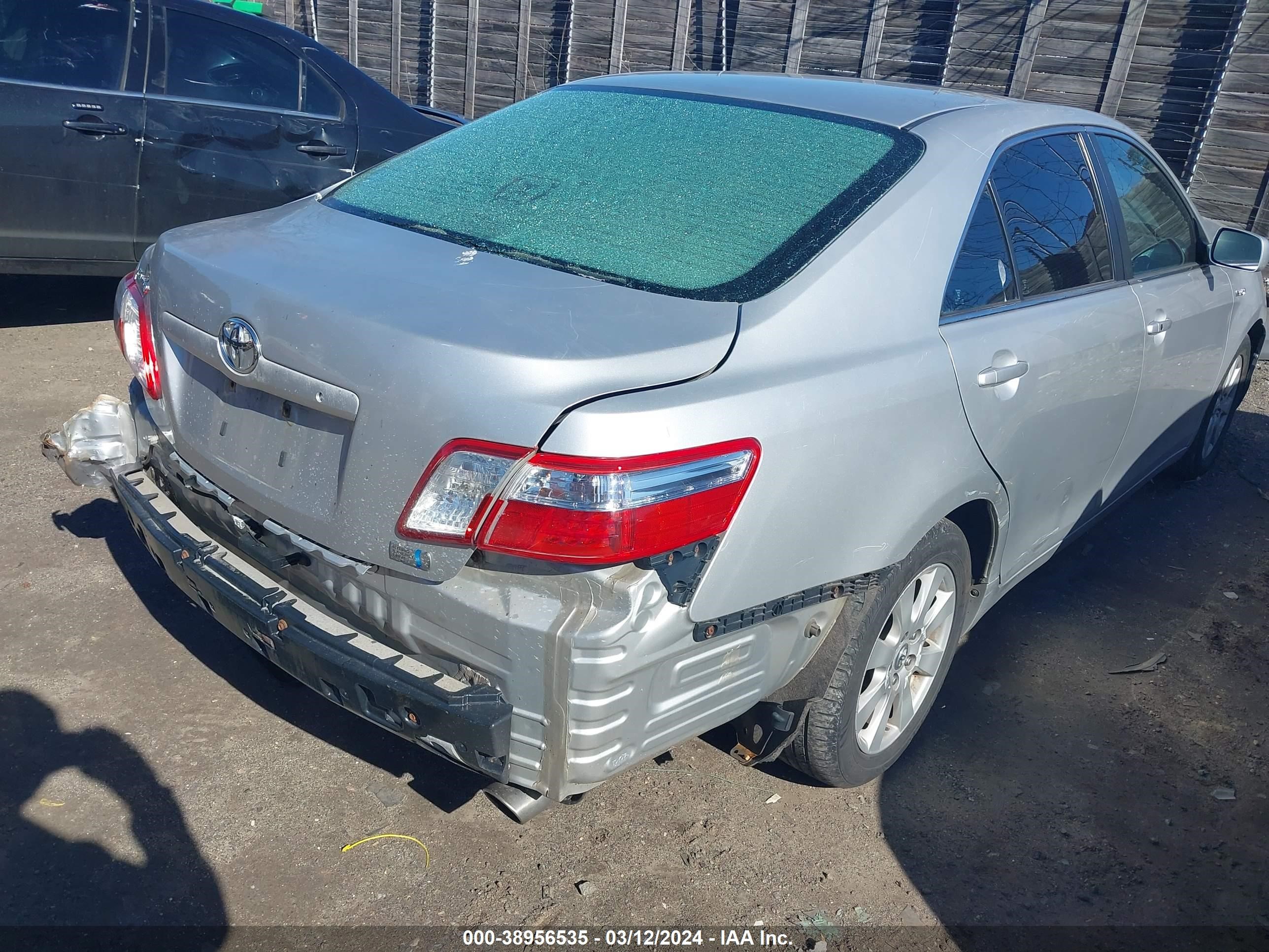 Photo 3 VIN: 4T1BB46K08U047810 - TOYOTA CAMRY 