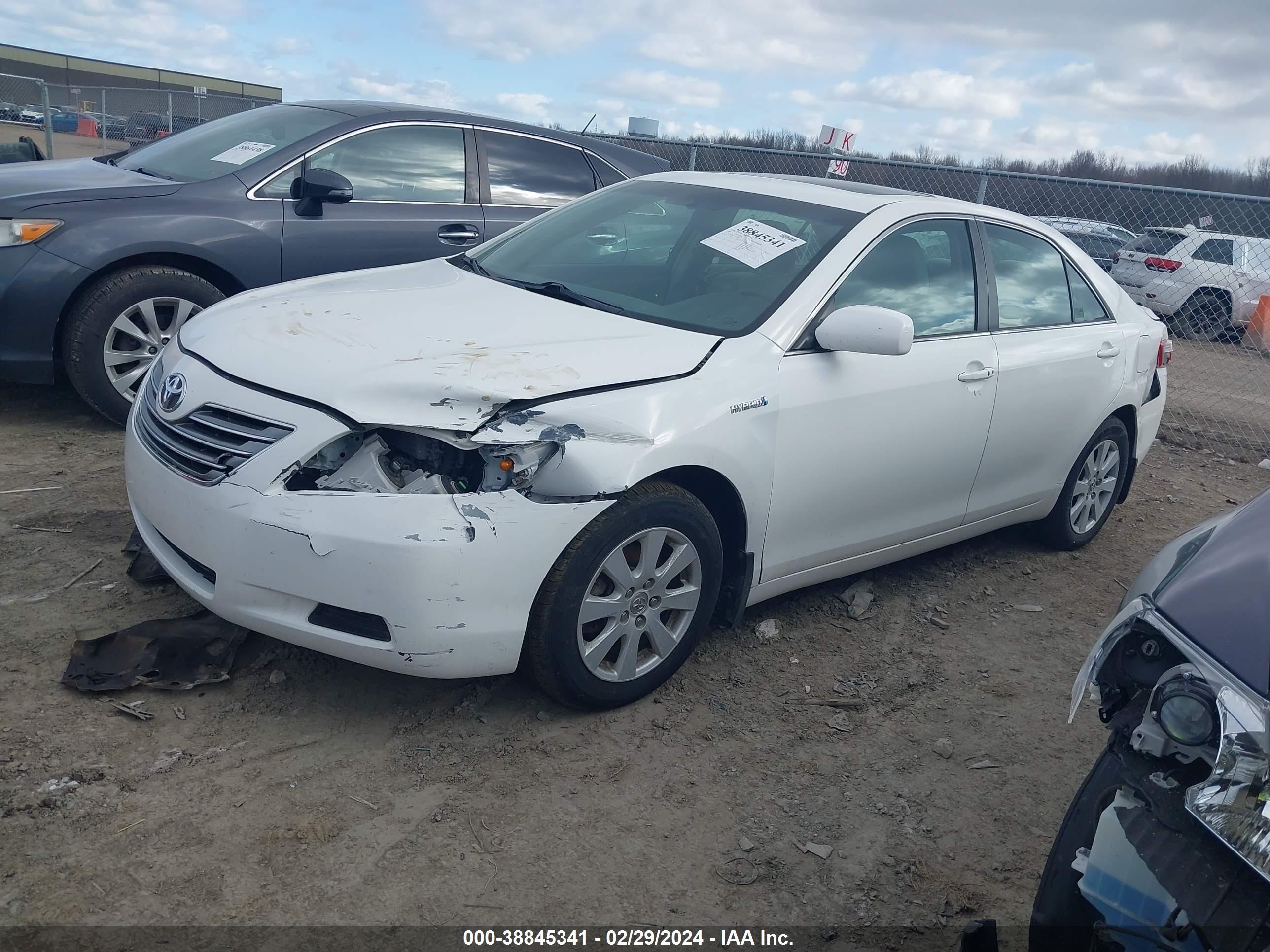 Photo 1 VIN: 4T1BB46K09U104721 - TOYOTA CAMRY 