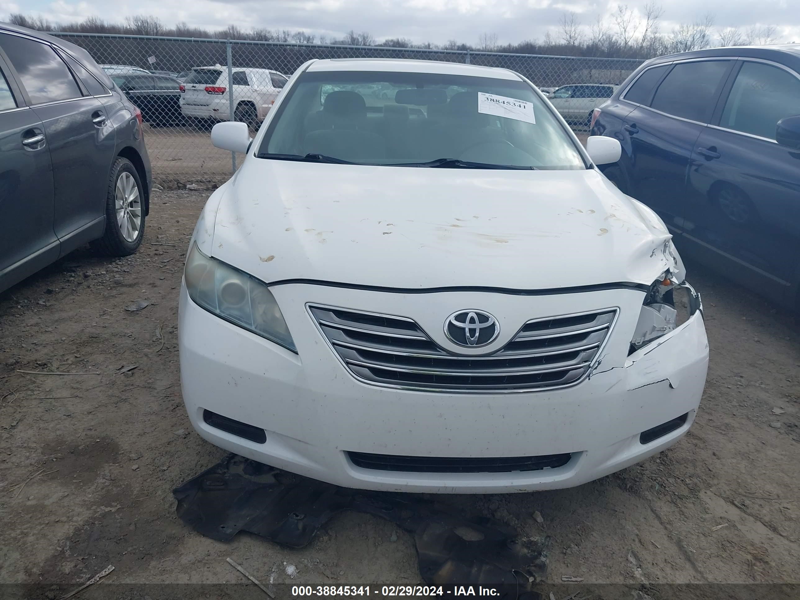 Photo 11 VIN: 4T1BB46K09U104721 - TOYOTA CAMRY 