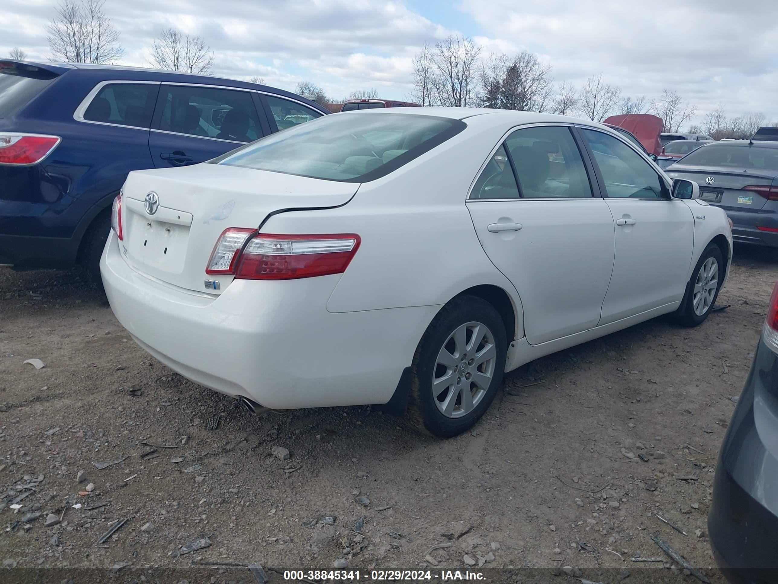 Photo 3 VIN: 4T1BB46K09U104721 - TOYOTA CAMRY 