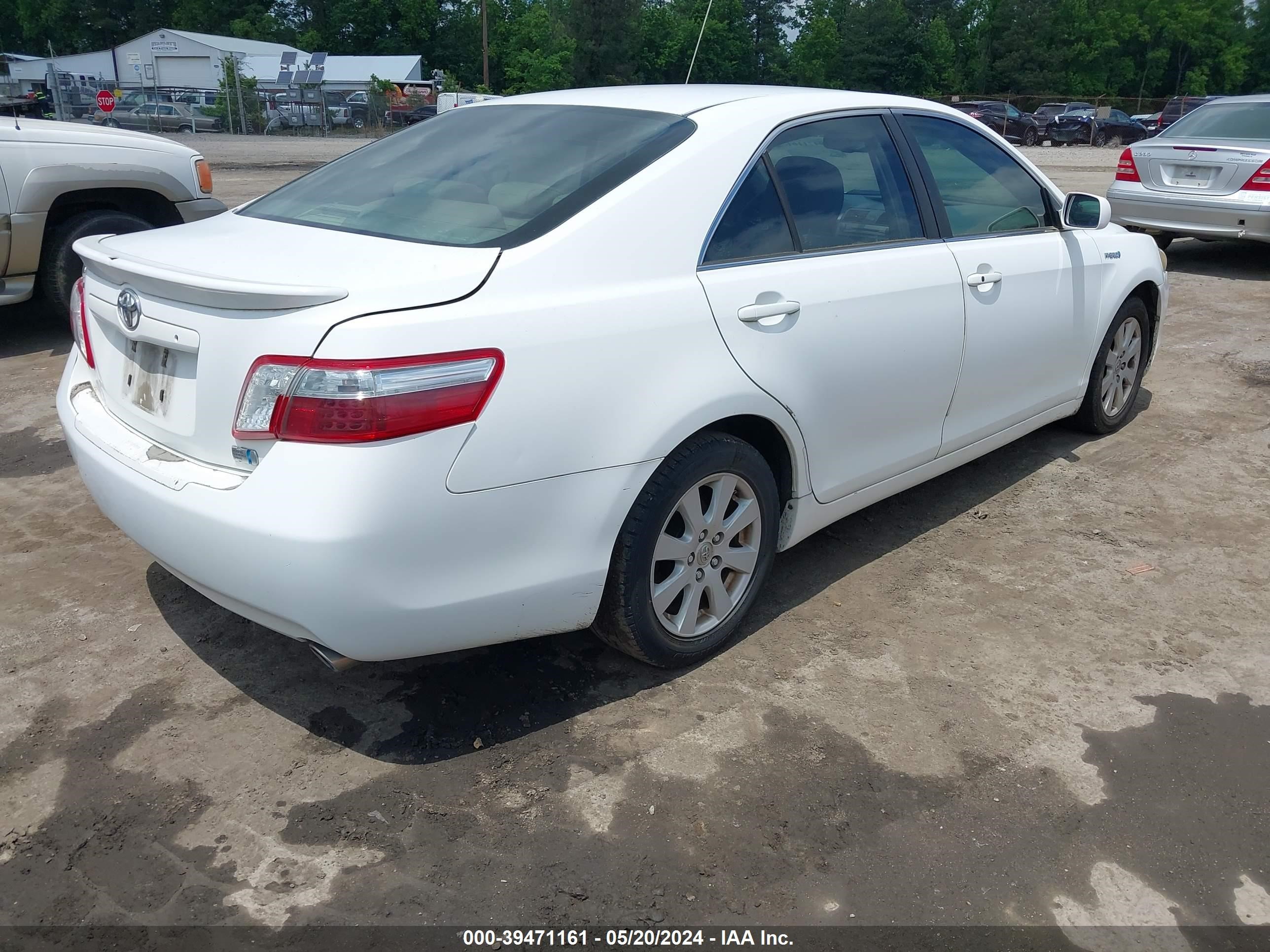 Photo 3 VIN: 4T1BB46K18U033298 - TOYOTA CAMRY 