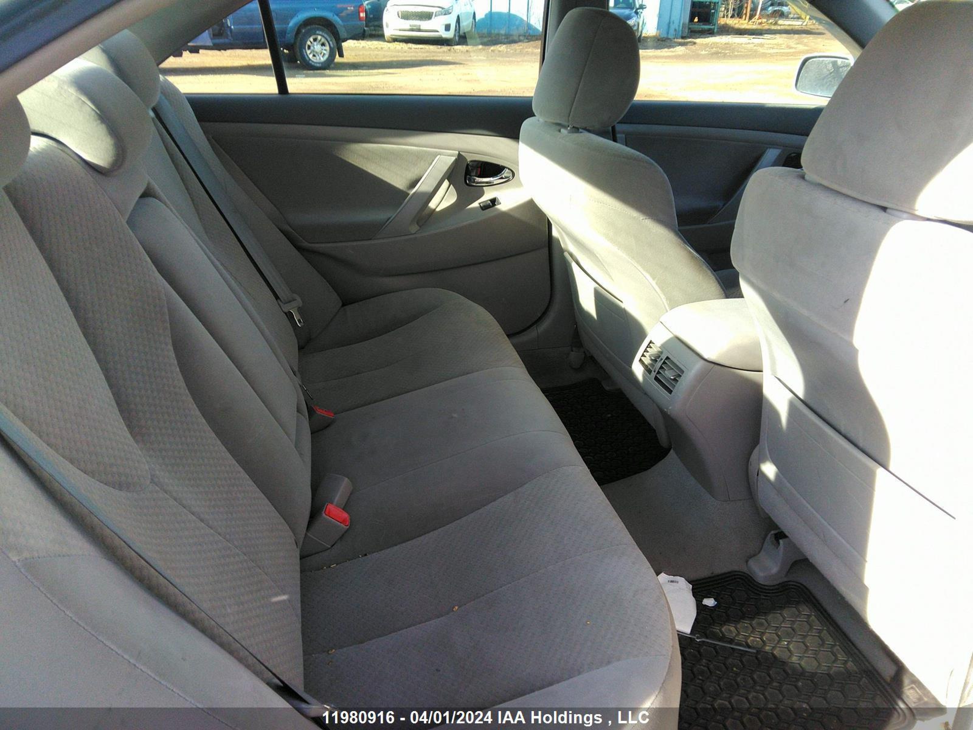 Photo 7 VIN: 4T1BB46K18U051297 - TOYOTA CAMRY 