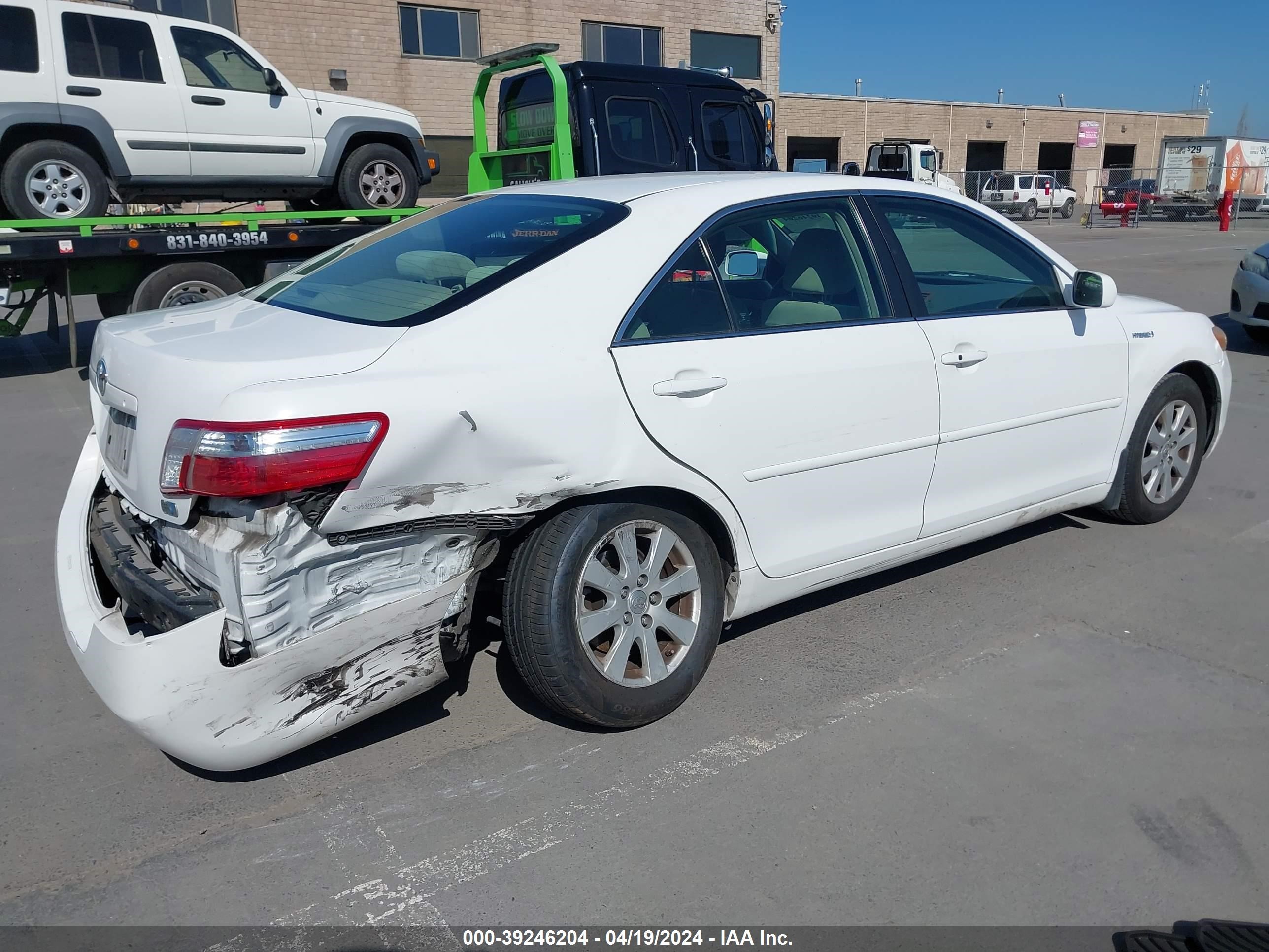 Photo 3 VIN: 4T1BB46K19U107241 - TOYOTA CAMRY 