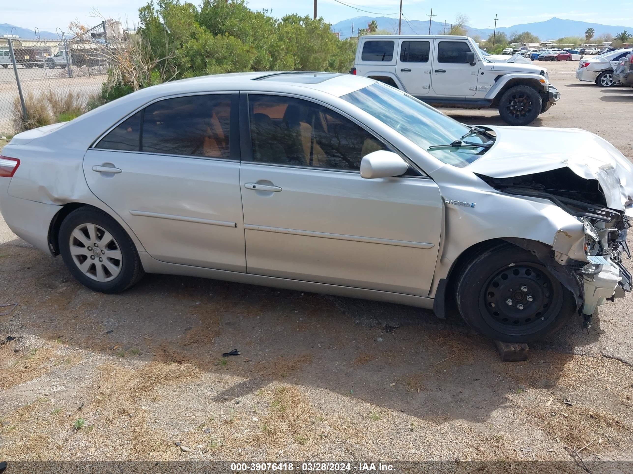 Photo 12 VIN: 4T1BB46K29U111217 - TOYOTA CAMRY 