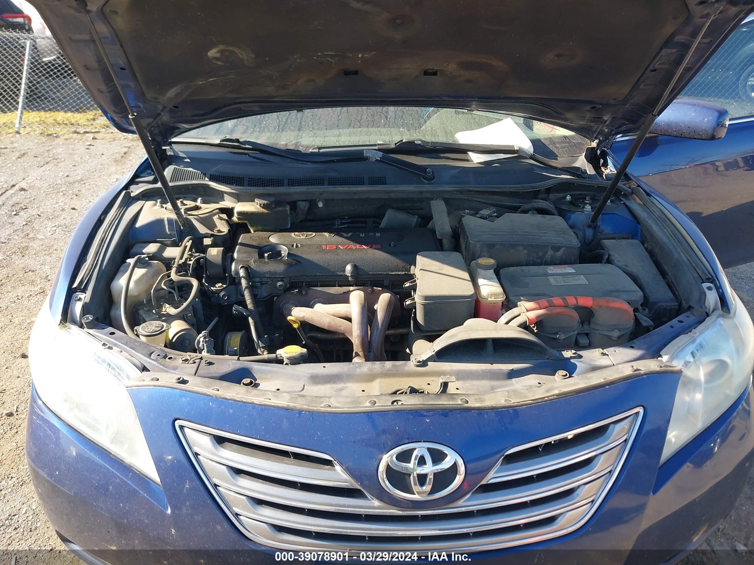 Photo 9 VIN: 4T1BB46K38U057523 - TOYOTA CAMRY 