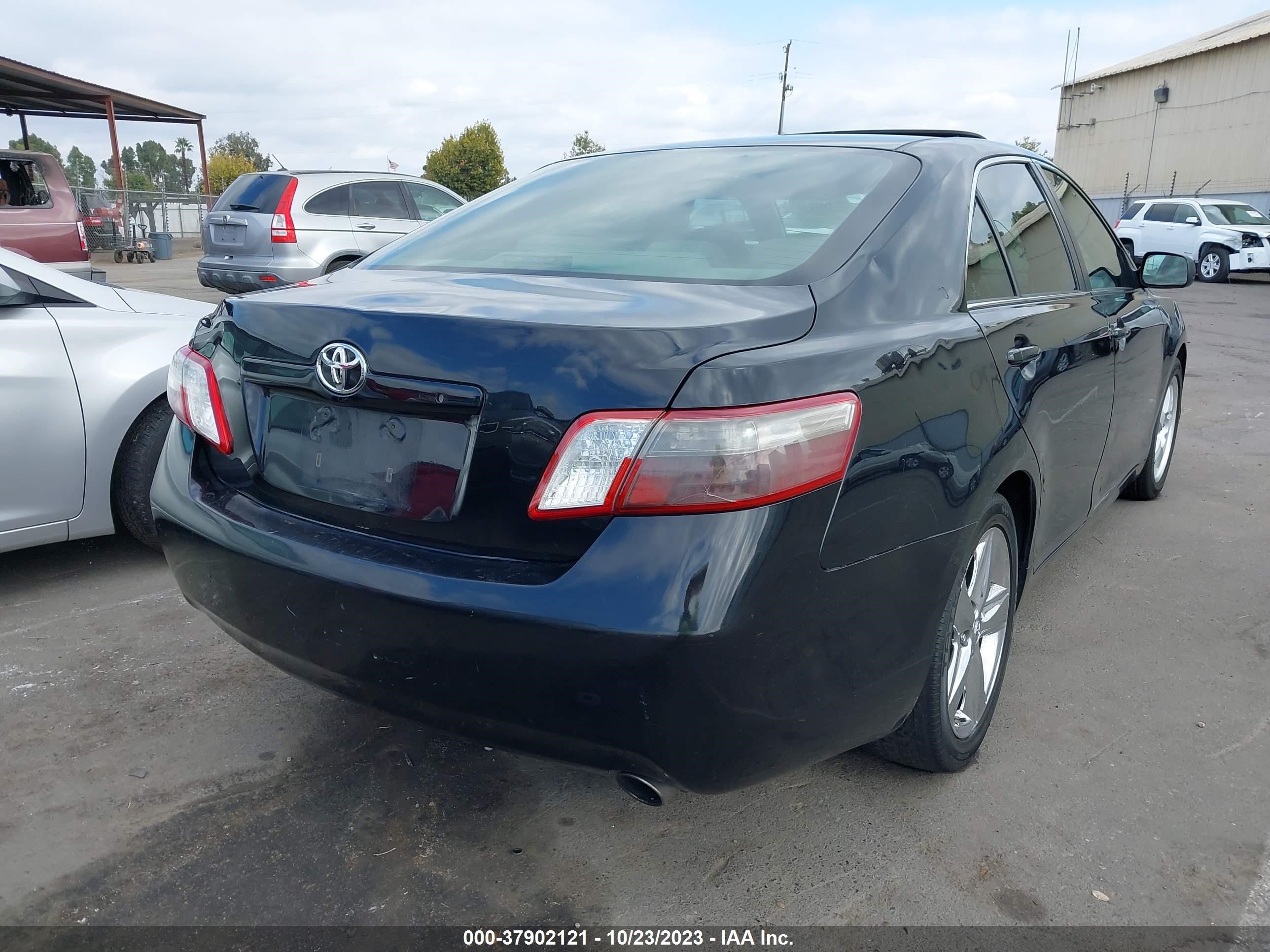 Photo 3 VIN: 4T1BB46K39U087543 - TOYOTA CAMRY 