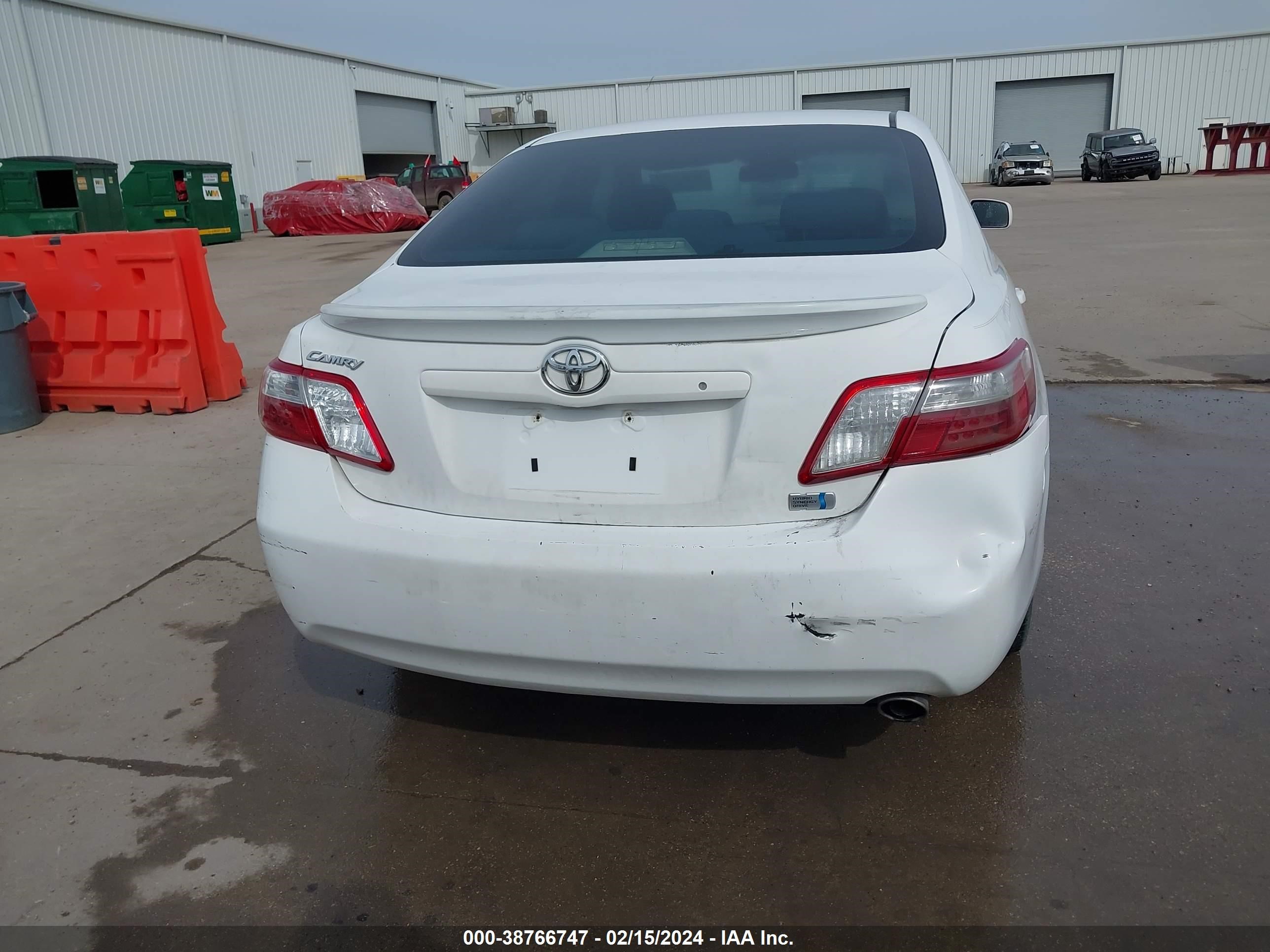 Photo 15 VIN: 4T1BB46K58U038097 - TOYOTA CAMRY 