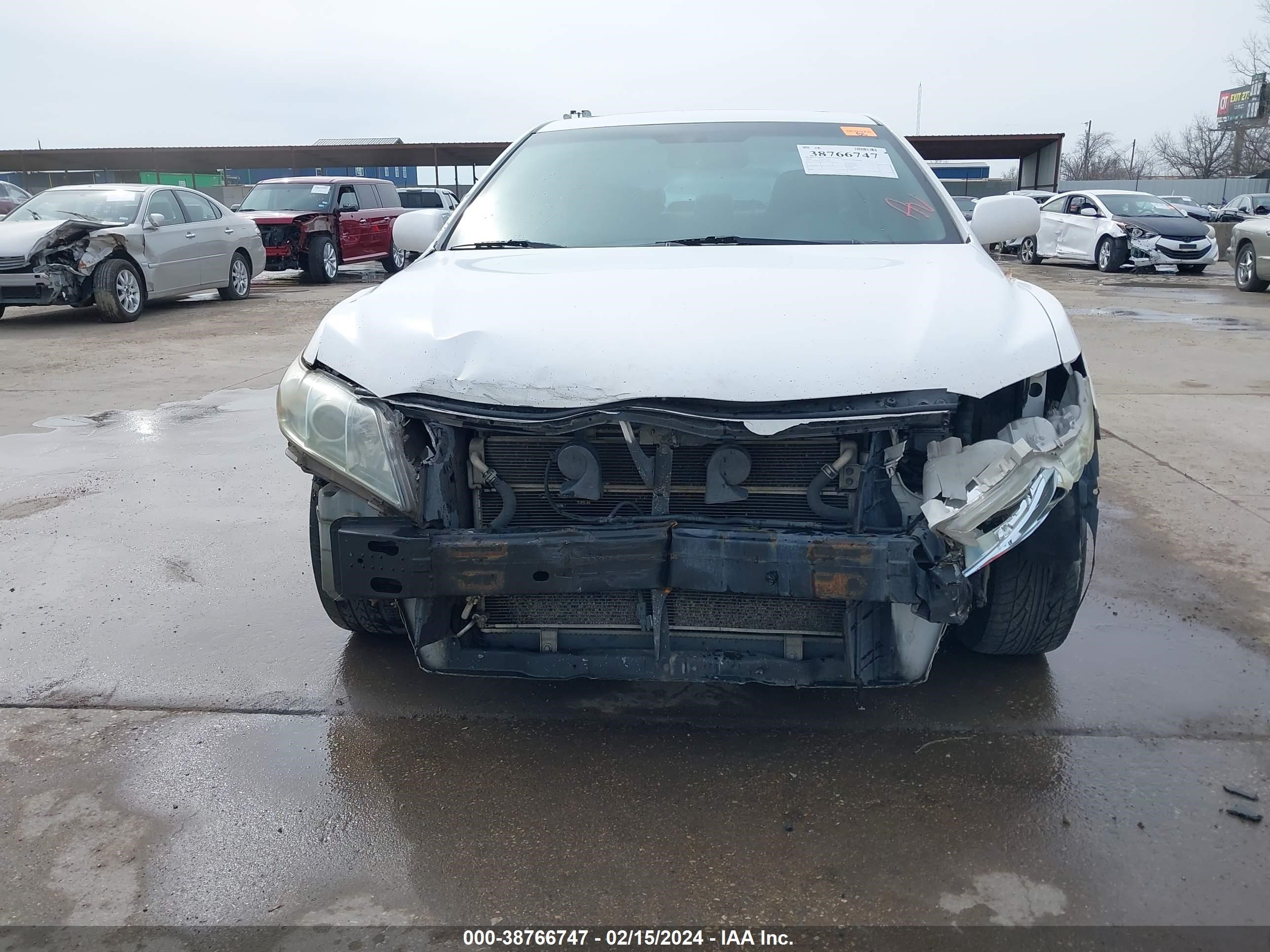 Photo 5 VIN: 4T1BB46K58U038097 - TOYOTA CAMRY 