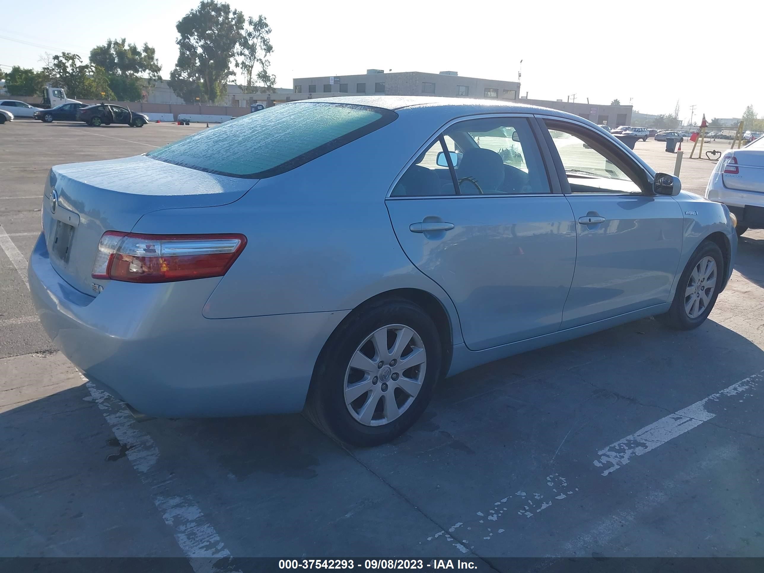 Photo 3 VIN: 4T1BB46K58U054901 - TOYOTA CAMRY 