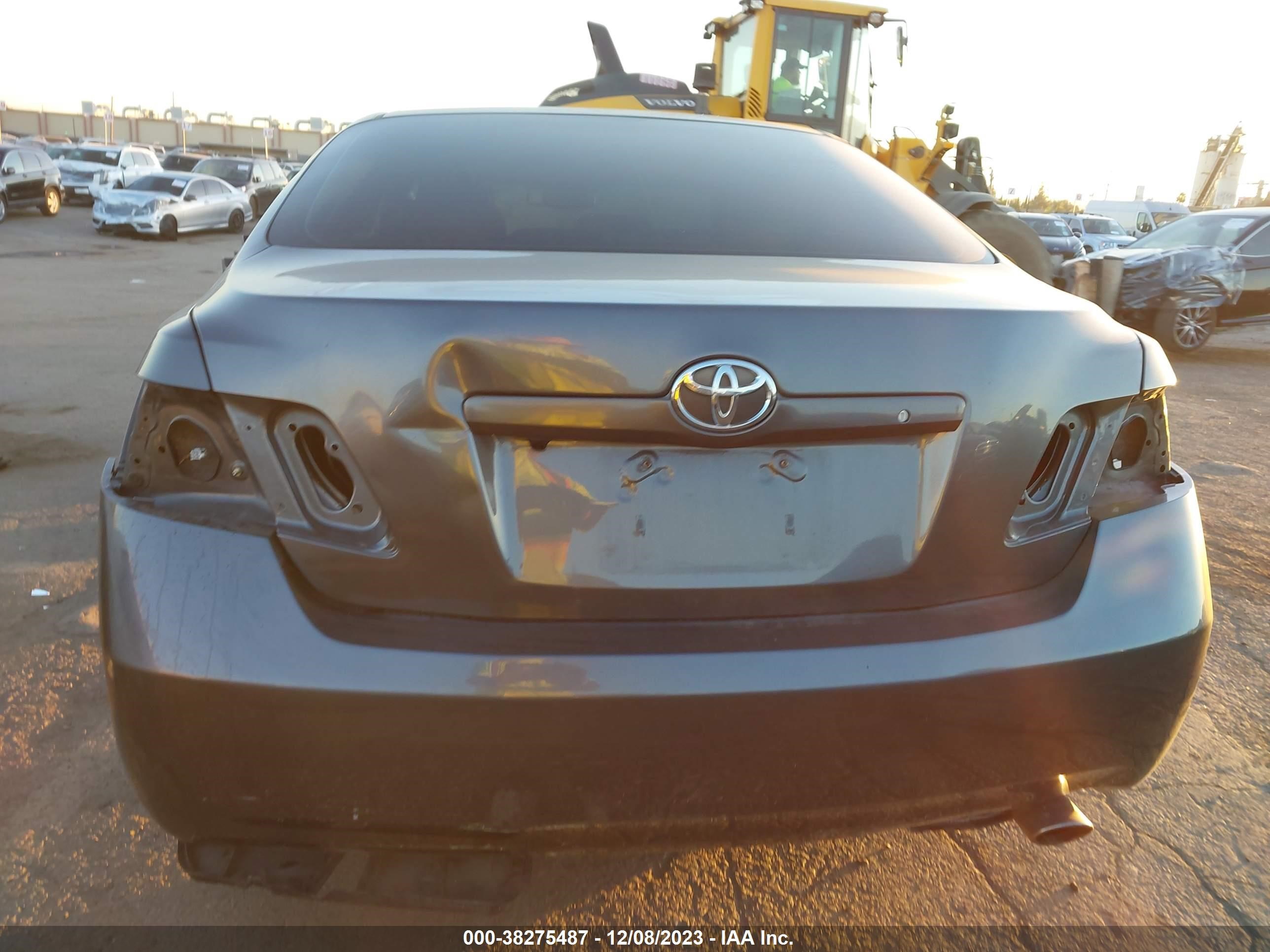 Photo 5 VIN: 4T1BB46K59U071957 - TOYOTA CAMRY 