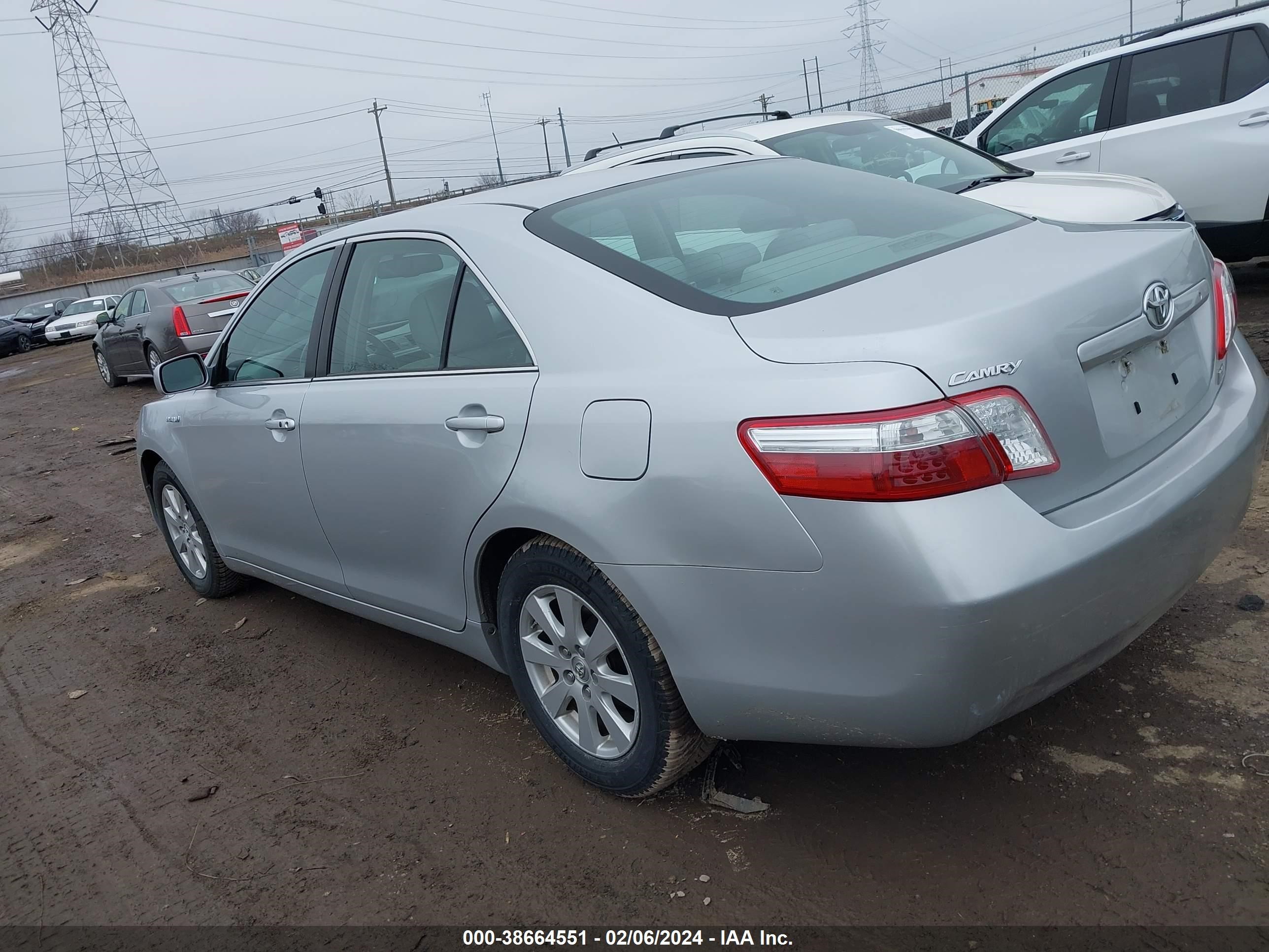 Photo 2 VIN: 4T1BB46K67U010744 - TOYOTA CAMRY 