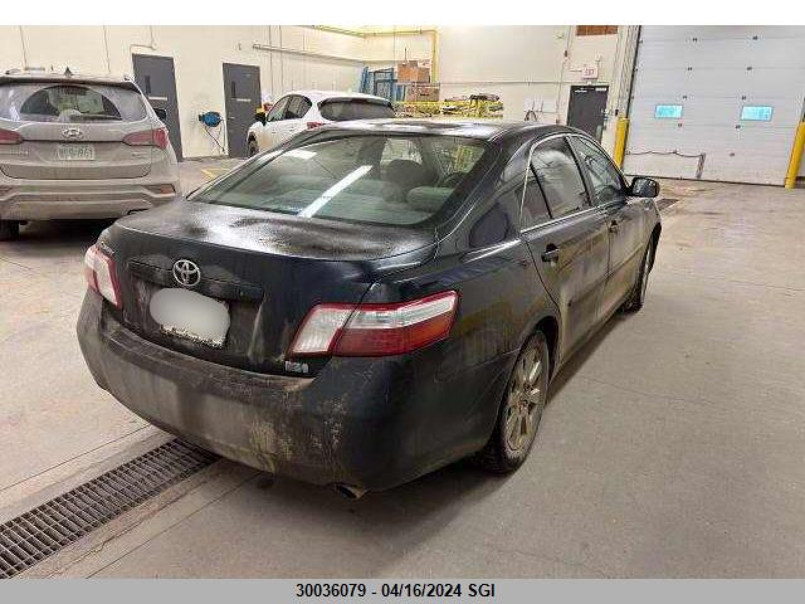 Photo 3 VIN: 4T1BB46K68U054762 - TOYOTA CAMRY 