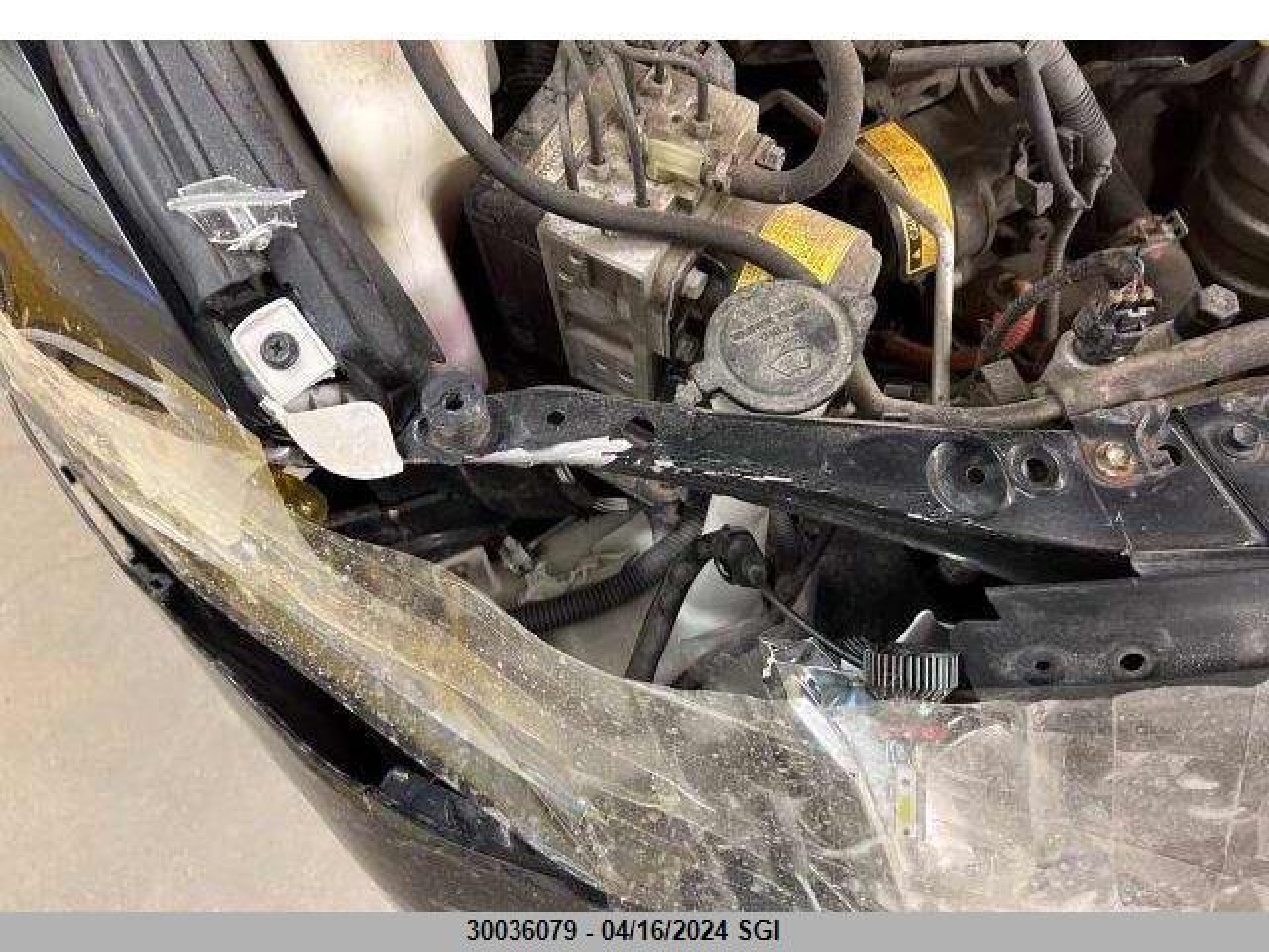 Photo 5 VIN: 4T1BB46K68U054762 - TOYOTA CAMRY 