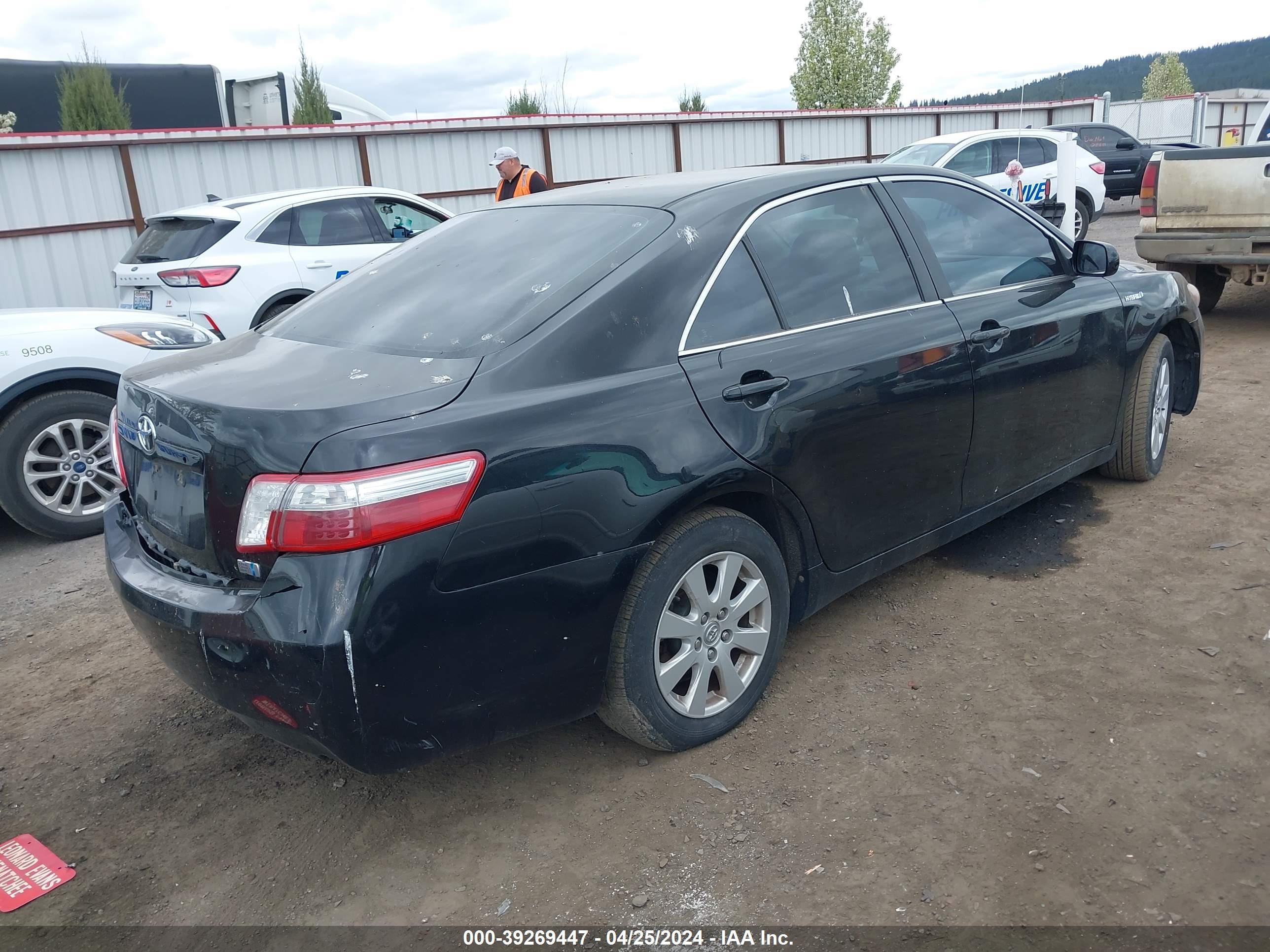 Photo 3 VIN: 4T1BB46K69U079646 - TOYOTA CAMRY 