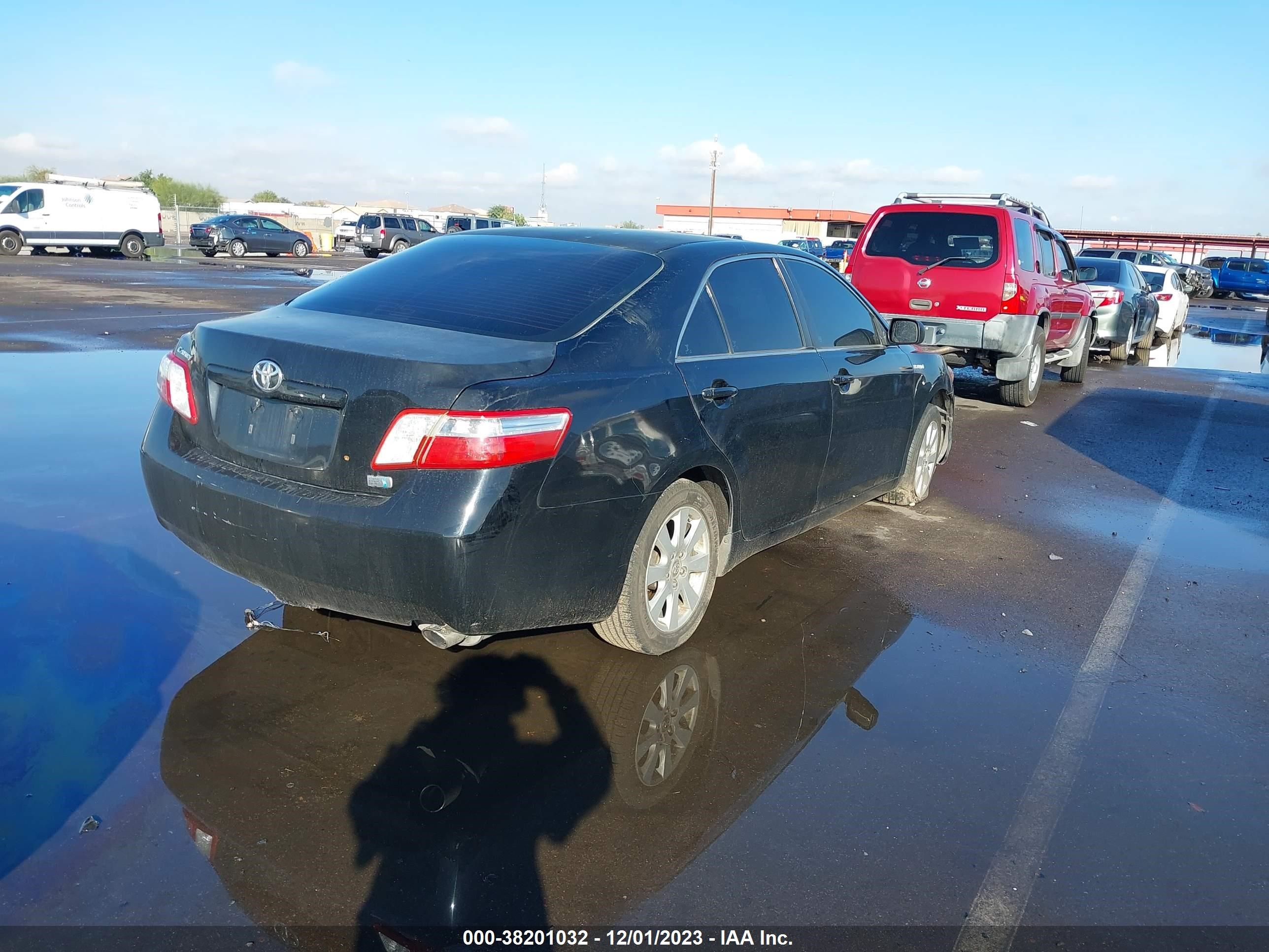 Photo 3 VIN: 4T1BB46K69U102116 - TOYOTA CAMRY 