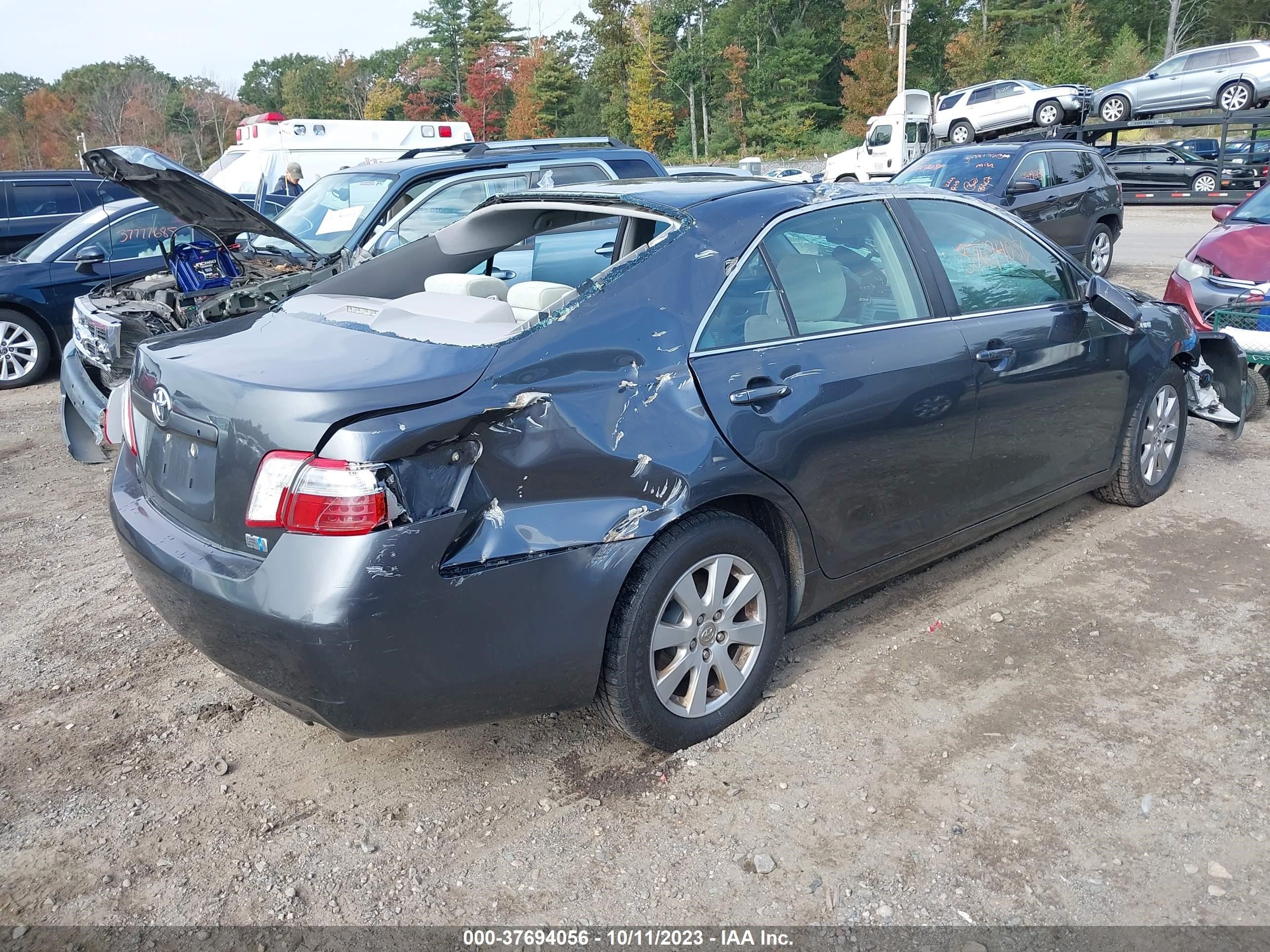 Photo 3 VIN: 4T1BB46K78U030941 - TOYOTA CAMRY 