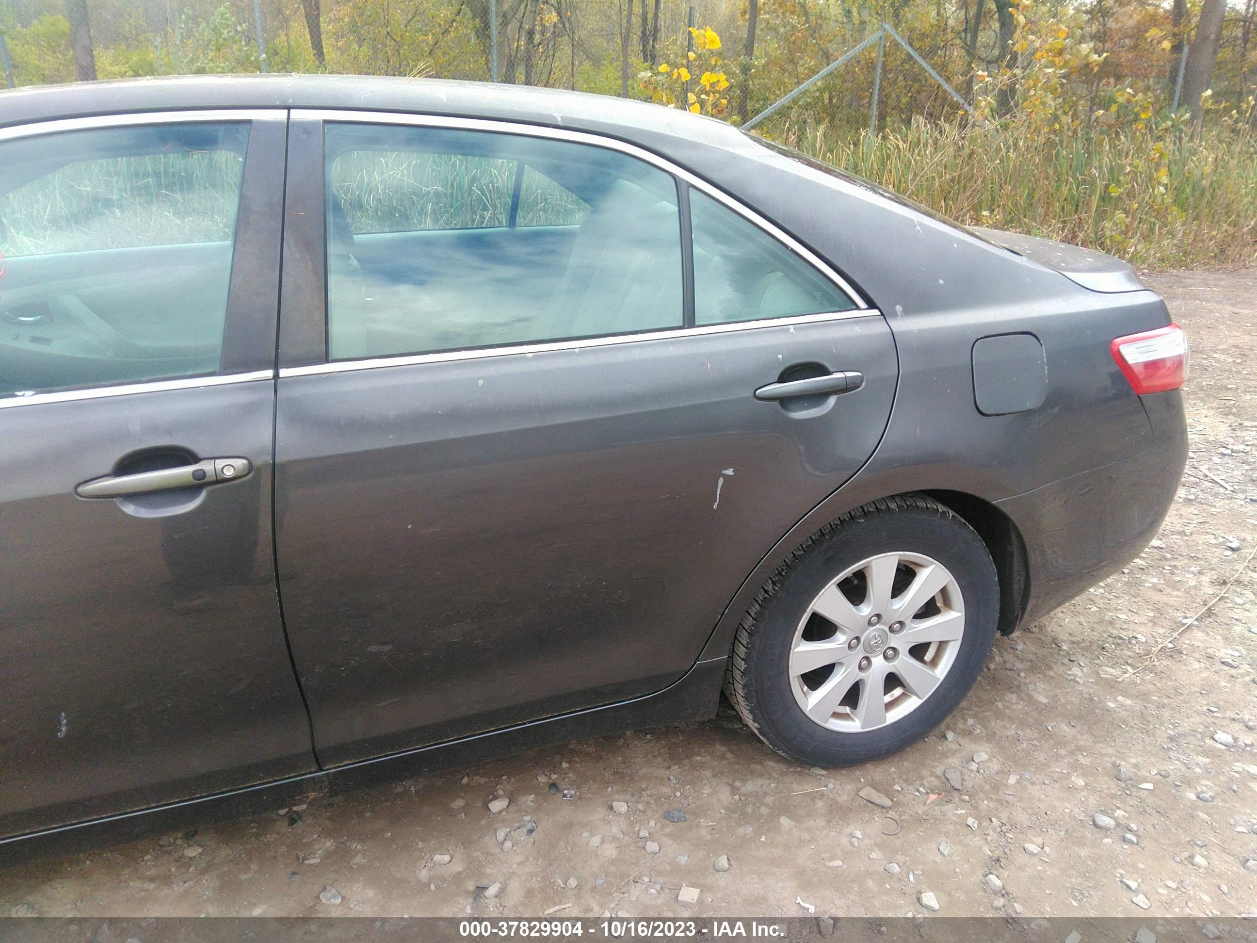 Photo 5 VIN: 4T1BB46K78U058576 - TOYOTA CAMRY 