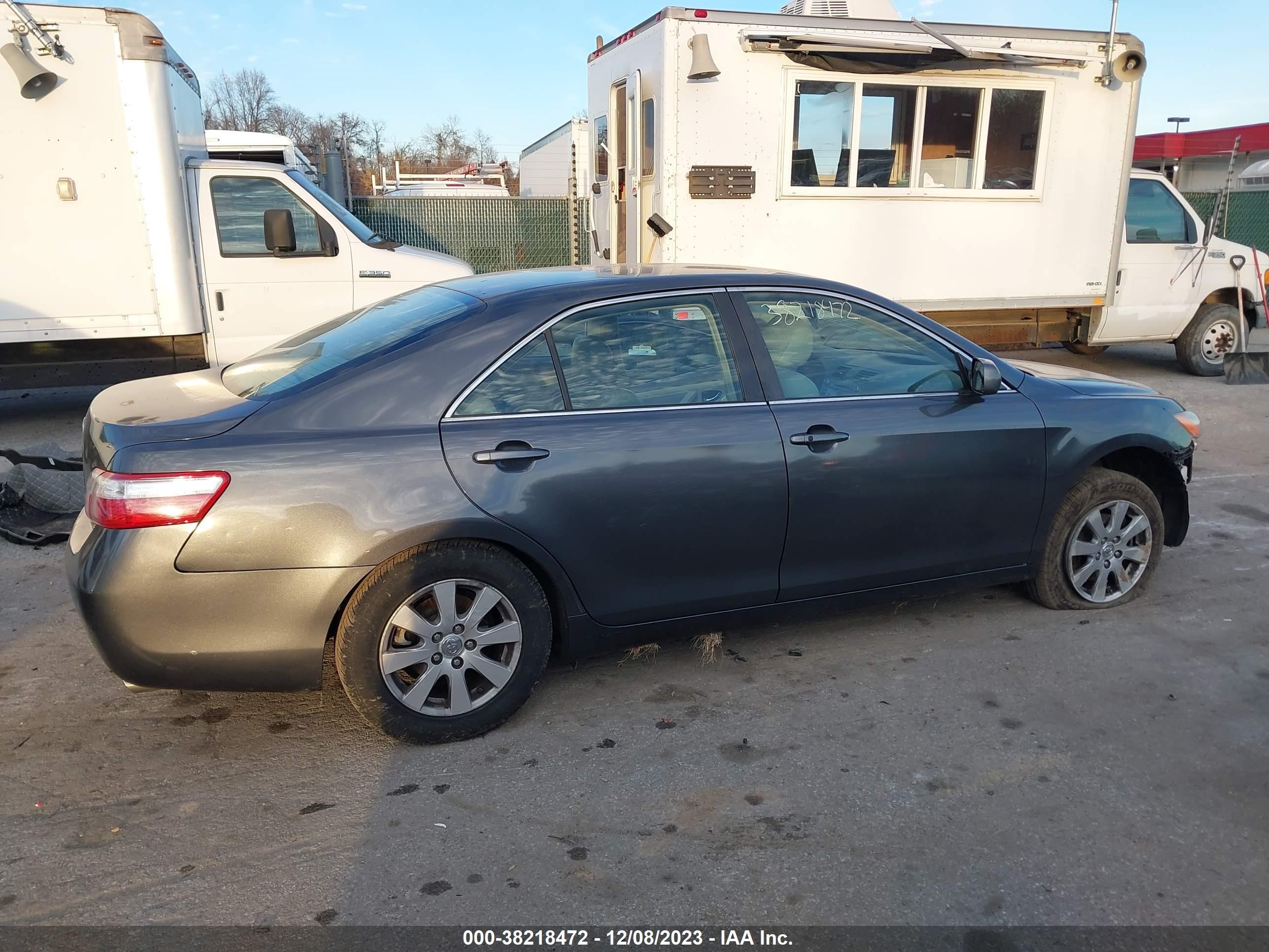 Photo 12 VIN: 4T1BB46K88U051717 - TOYOTA CAMRY 