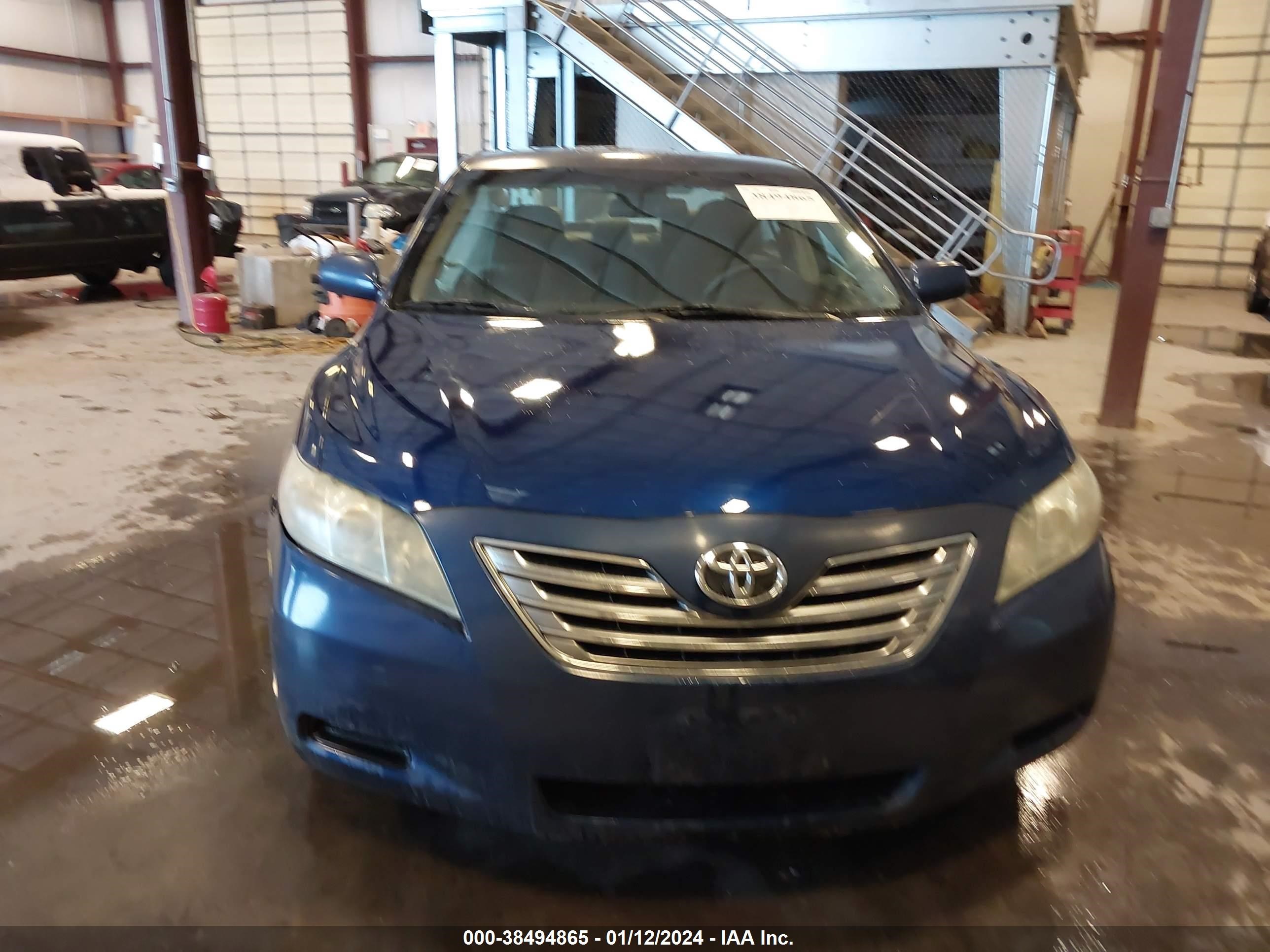 Photo 11 VIN: 4T1BB46K88U057064 - TOYOTA CAMRY 