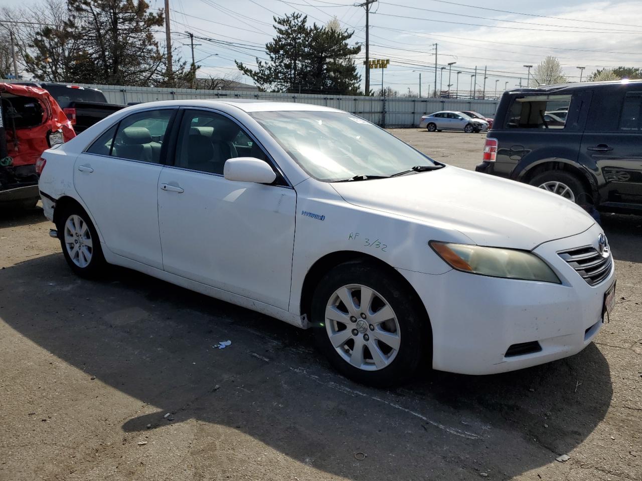 Photo 3 VIN: 4T1BB46K99U095372 - TOYOTA CAMRY 