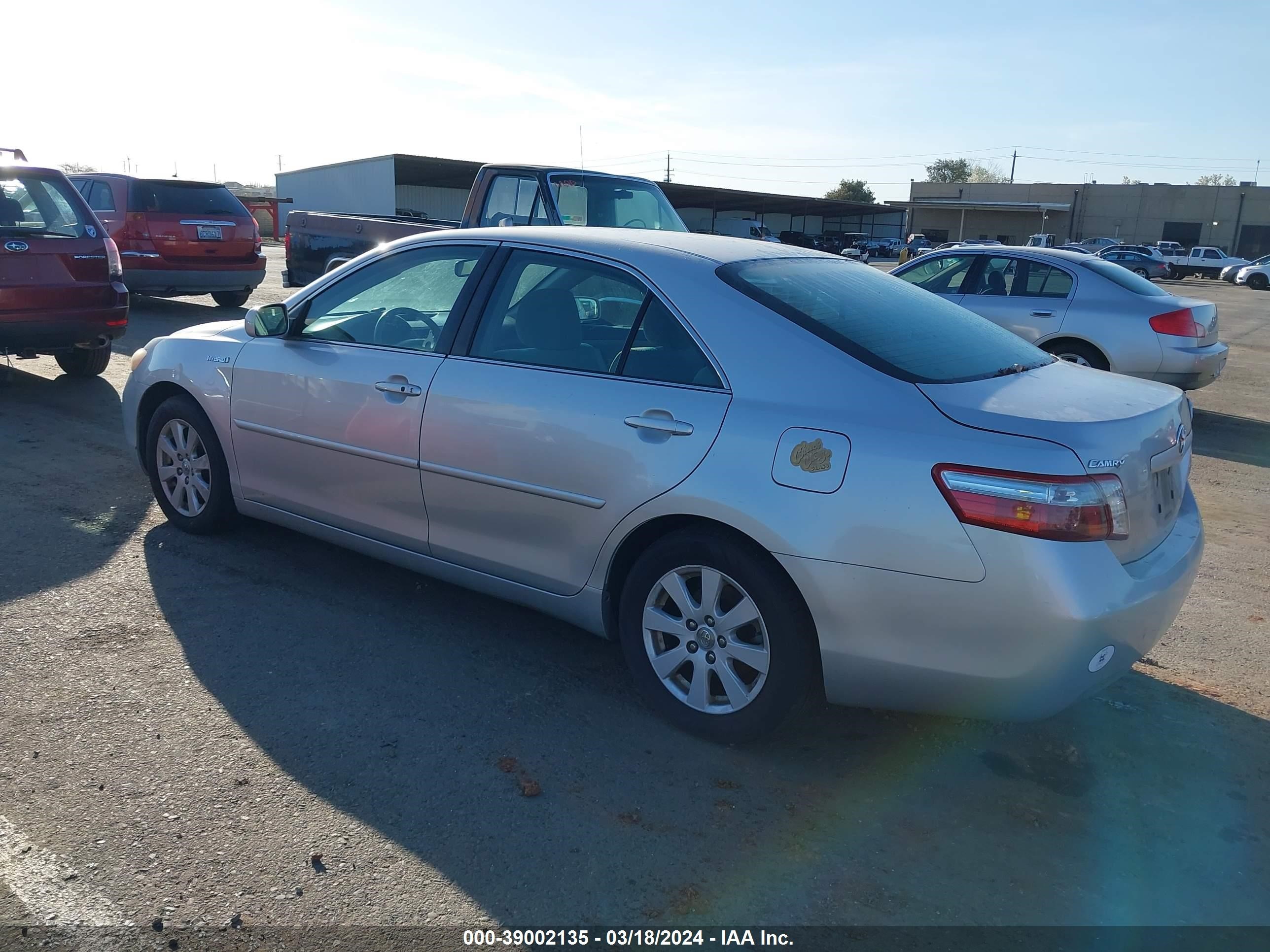 Photo 2 VIN: 4T1BB46KX9U100126 - TOYOTA CAMRY 