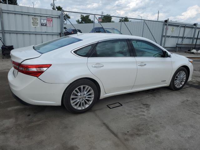 Photo 2 VIN: 4T1BD1EB0FU040802 - TOYOTA AVALON HYB 