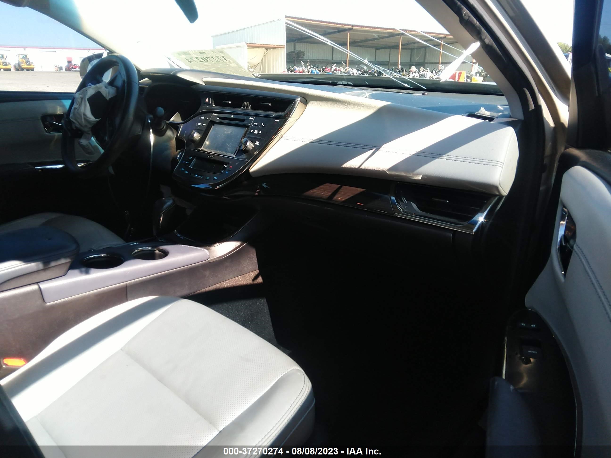 Photo 4 VIN: 4T1BD1EB0FU041979 - TOYOTA AVALON 