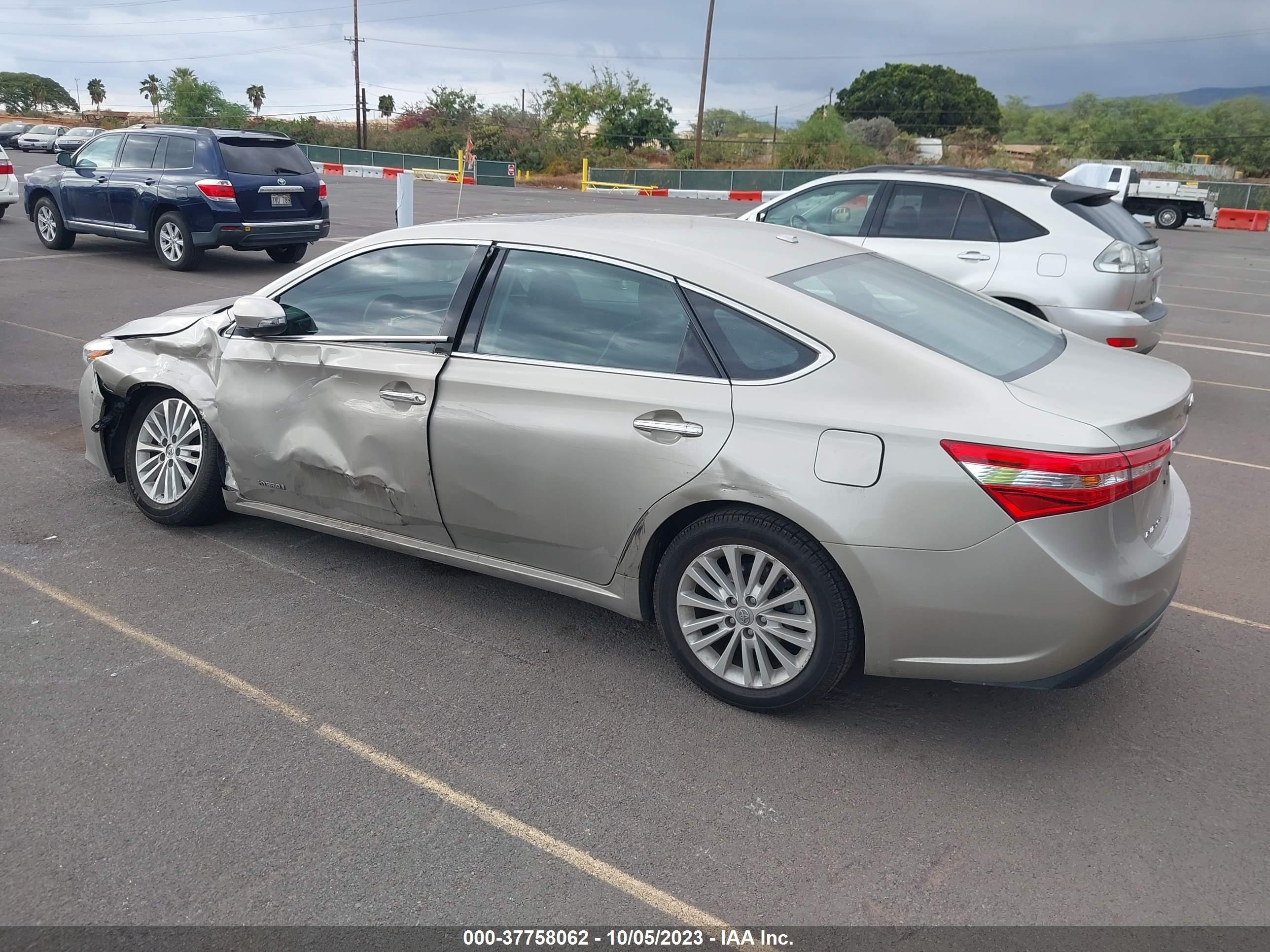 Photo 2 VIN: 4T1BD1EB1EU020671 - TOYOTA AVALON 