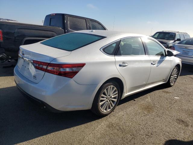 Photo 2 VIN: 4T1BD1EB1FU040405 - TOYOTA AVALON HYB 