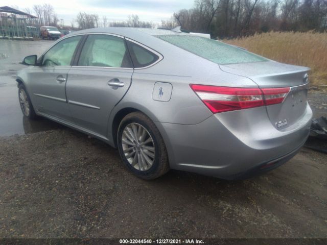 Photo 2 VIN: 4T1BD1EB1FU041649 - TOYOTA AVALON HYBRID 