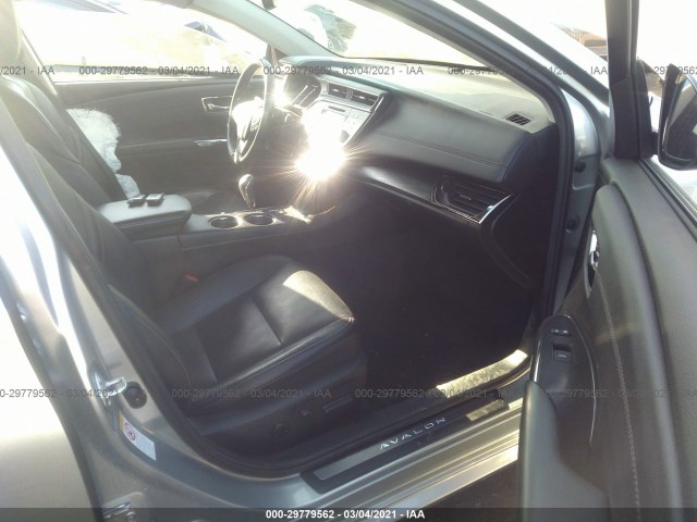 Photo 4 VIN: 4T1BD1EB1HU059538 - TOYOTA AVALON 