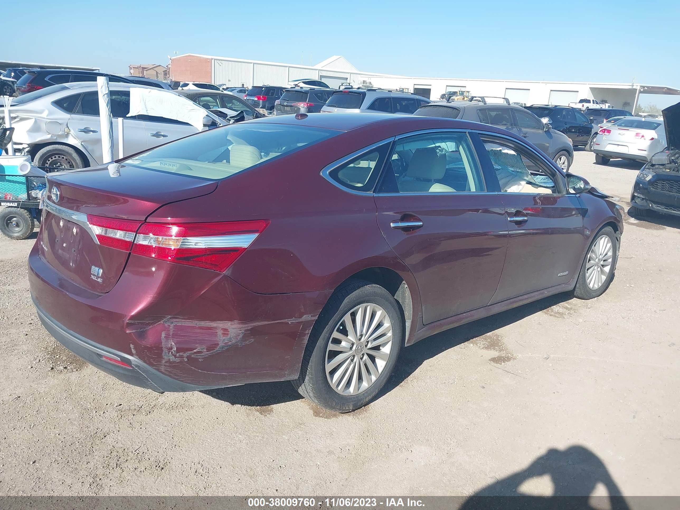 Photo 3 VIN: 4T1BD1EB2EU020257 - TOYOTA AVALON 