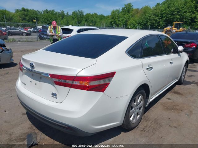 Photo 3 VIN: 4T1BD1EB3DU011033 - TOYOTA AVALON HYBRID 