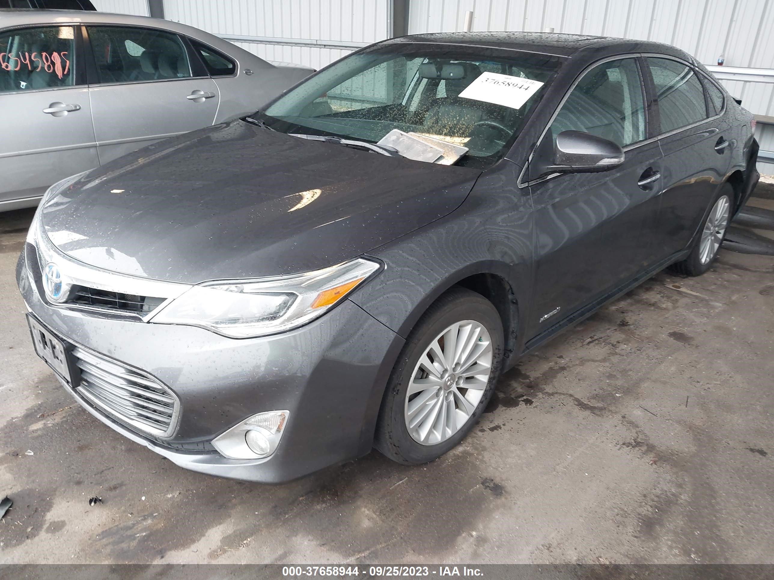 Photo 1 VIN: 4T1BD1EB3EU035673 - TOYOTA AVALON 