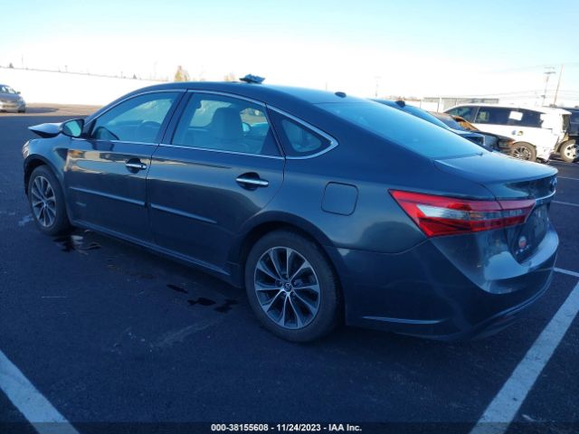 Photo 2 VIN: 4T1BD1EB3HU058990 - TOYOTA AVALON HYBRID 