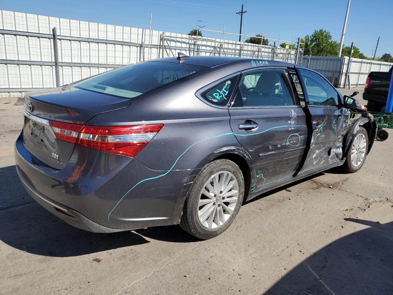 Photo 2 VIN: 4T1BD1EB6EU031374 - TOYOTA AVALON 