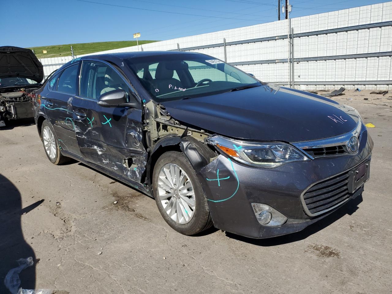 Photo 3 VIN: 4T1BD1EB6EU031374 - TOYOTA AVALON 