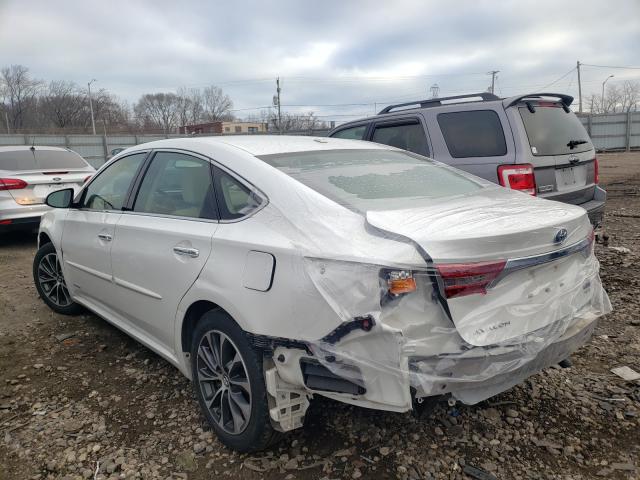 Photo 2 VIN: 4T1BD1EB6JU061842 - TOYOTA AVALON HYB 