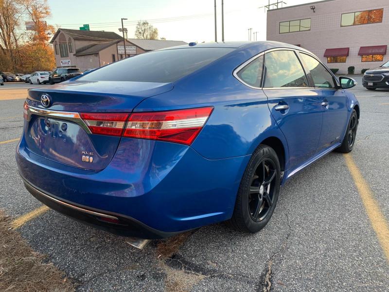 Photo 3 VIN: 4T1BD1EB7FU037038 - TOYOTA AVALON HYB 